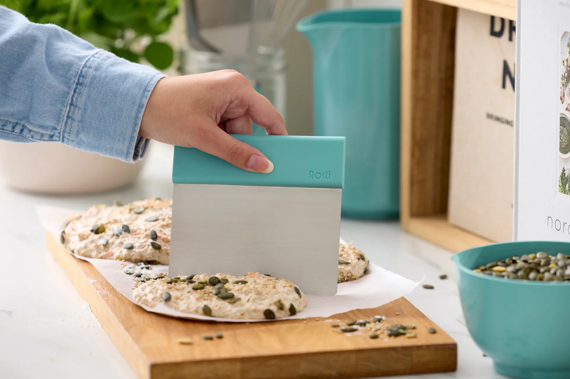 Emma deigskjærer stål, Nordic green Rosti