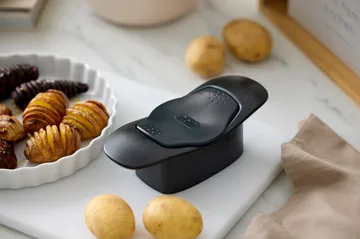 Klassisk hasselbackskjærer - Svart - Rosti