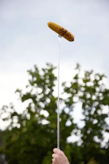Fredde pølsegaffel utfellbar - Rustfritt stål-gummitre - Sagaform