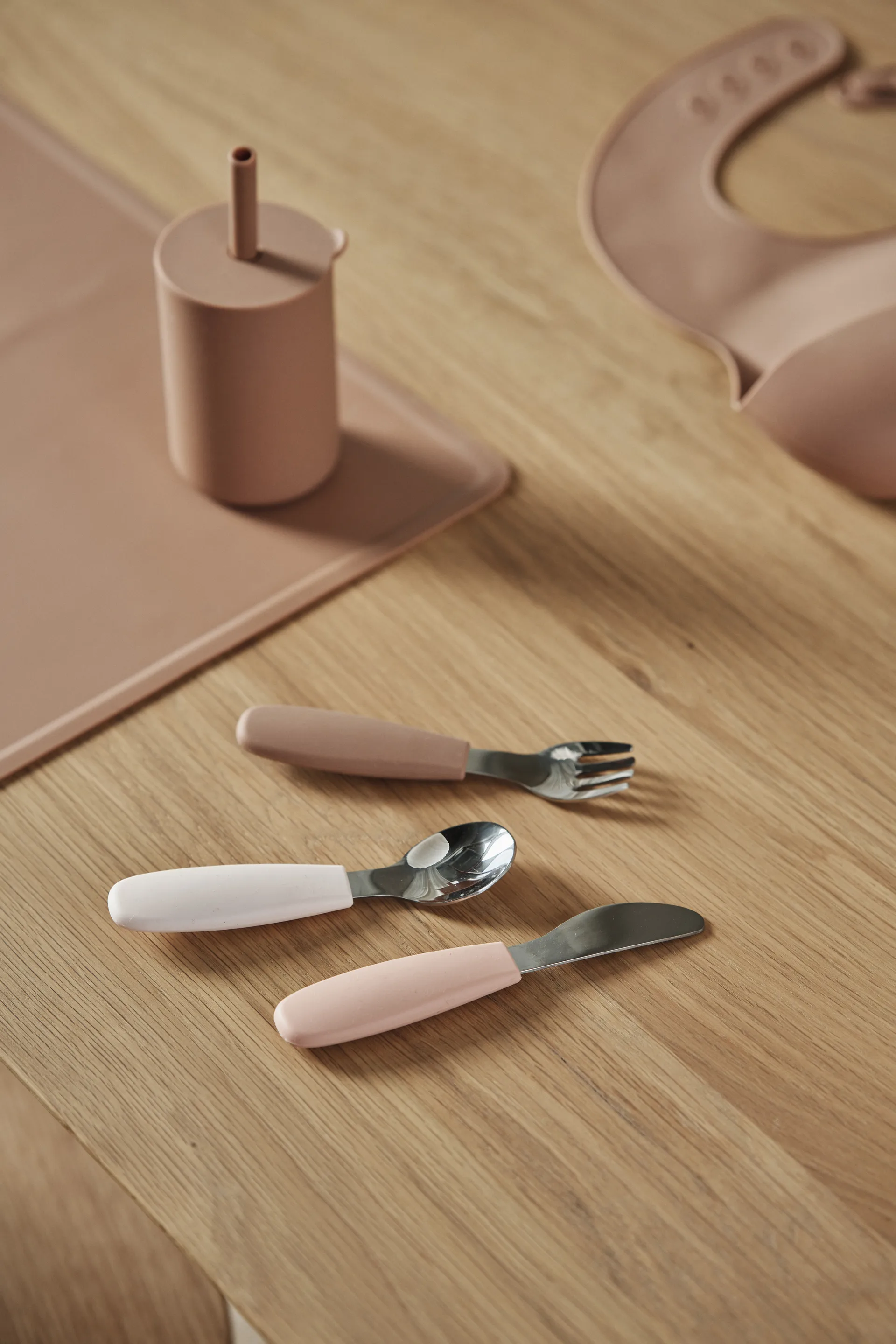 Loula bordbrikke silikon, Hazel Scandi Living