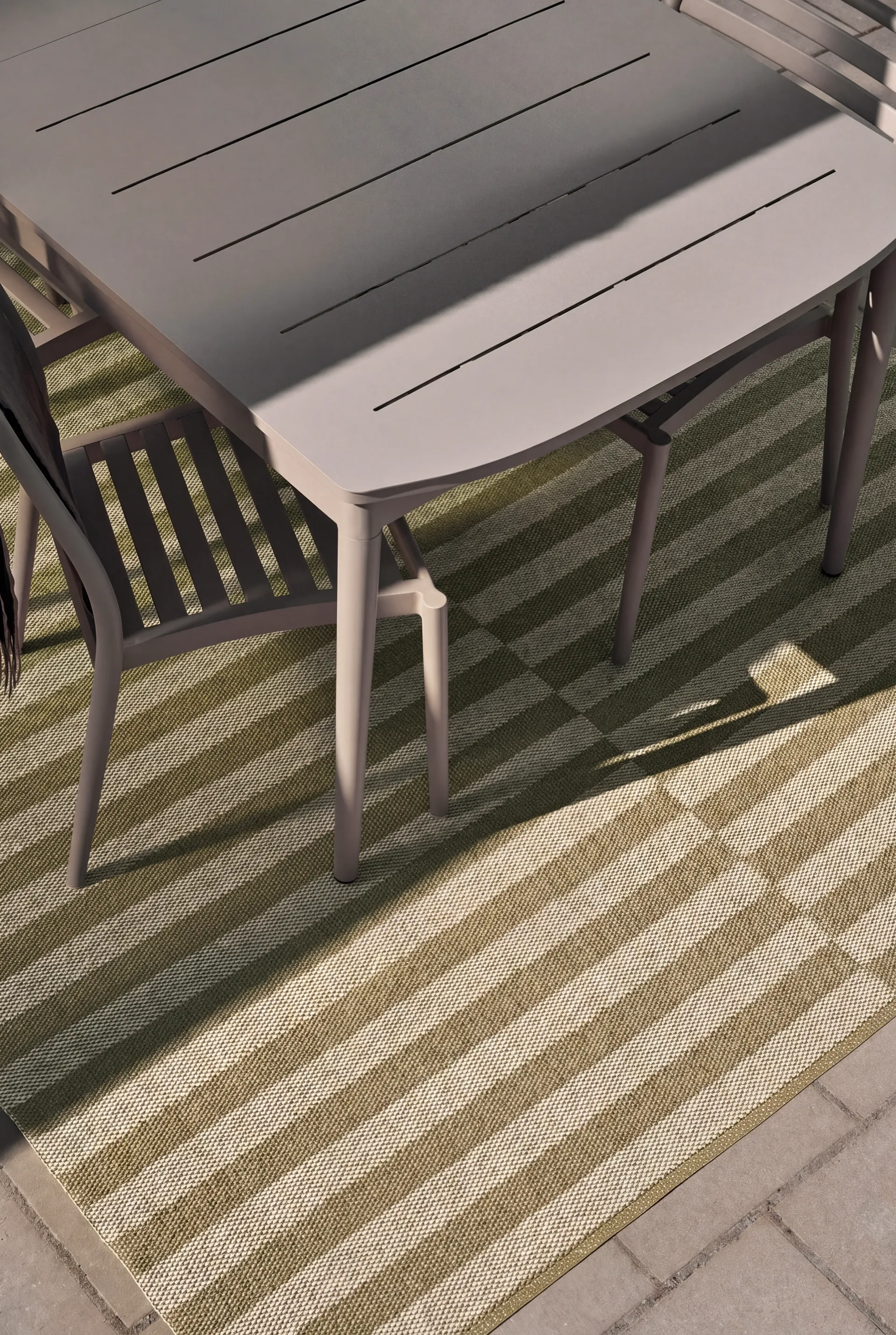 Path teppe, Olive green, 200x300 cm Scandi Living