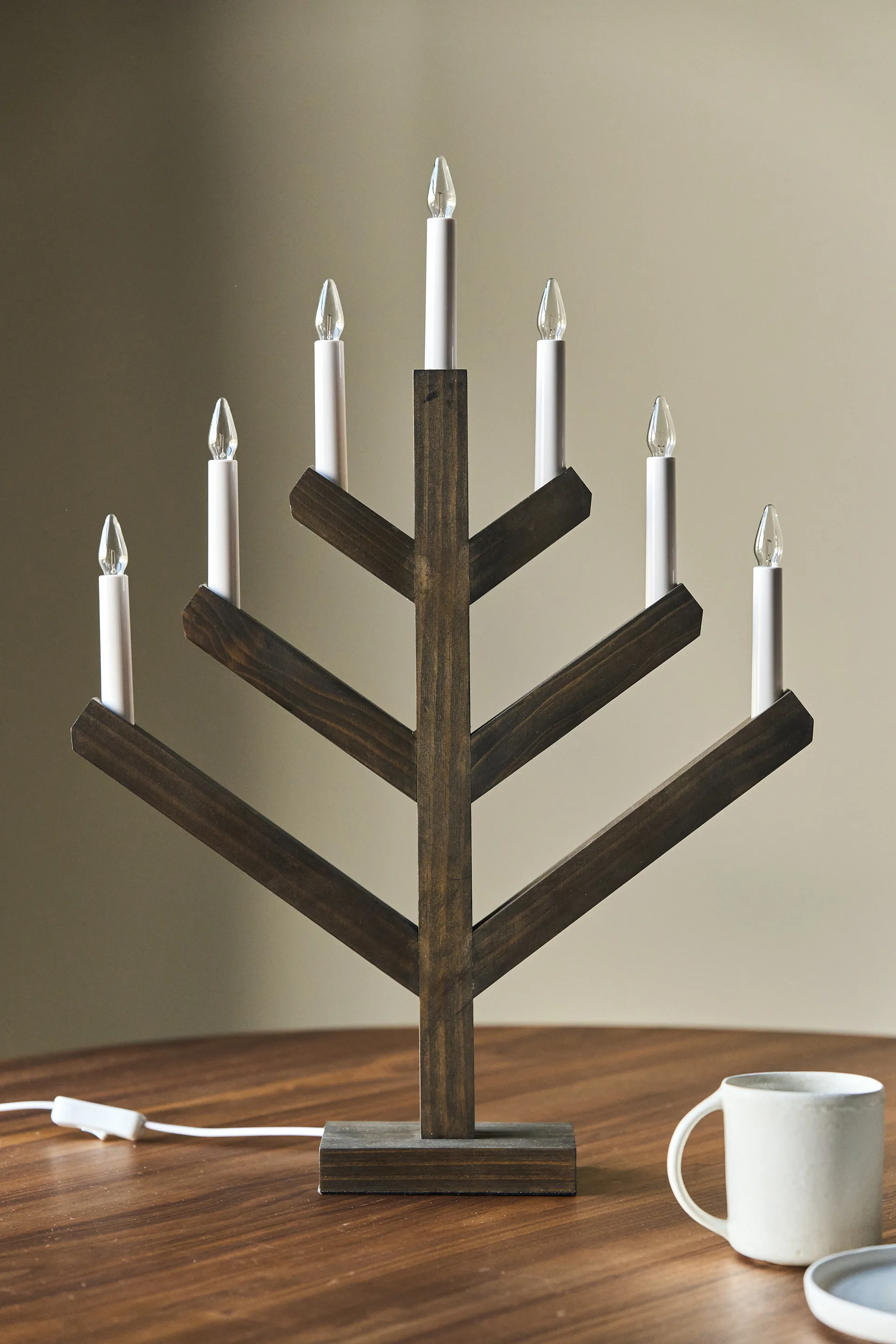 Pine adventslysestake 62 cm, Mørkbeiset Scandi Living