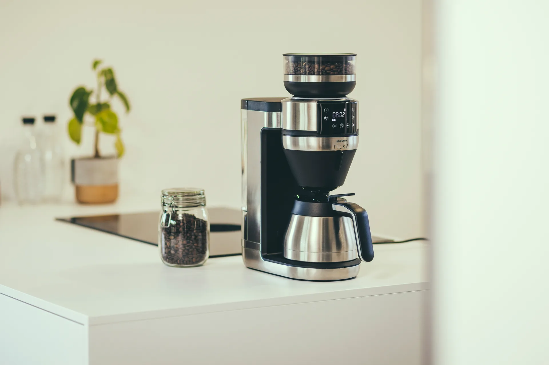 Severin KA 4851 FILKA helautomatisk kaffetrakter, Børstet stål-svart Severin