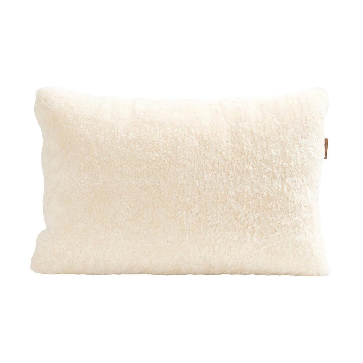 Shepherd of Sweden Shepherd Lina saueskinnspute 60 x 40 cm creme