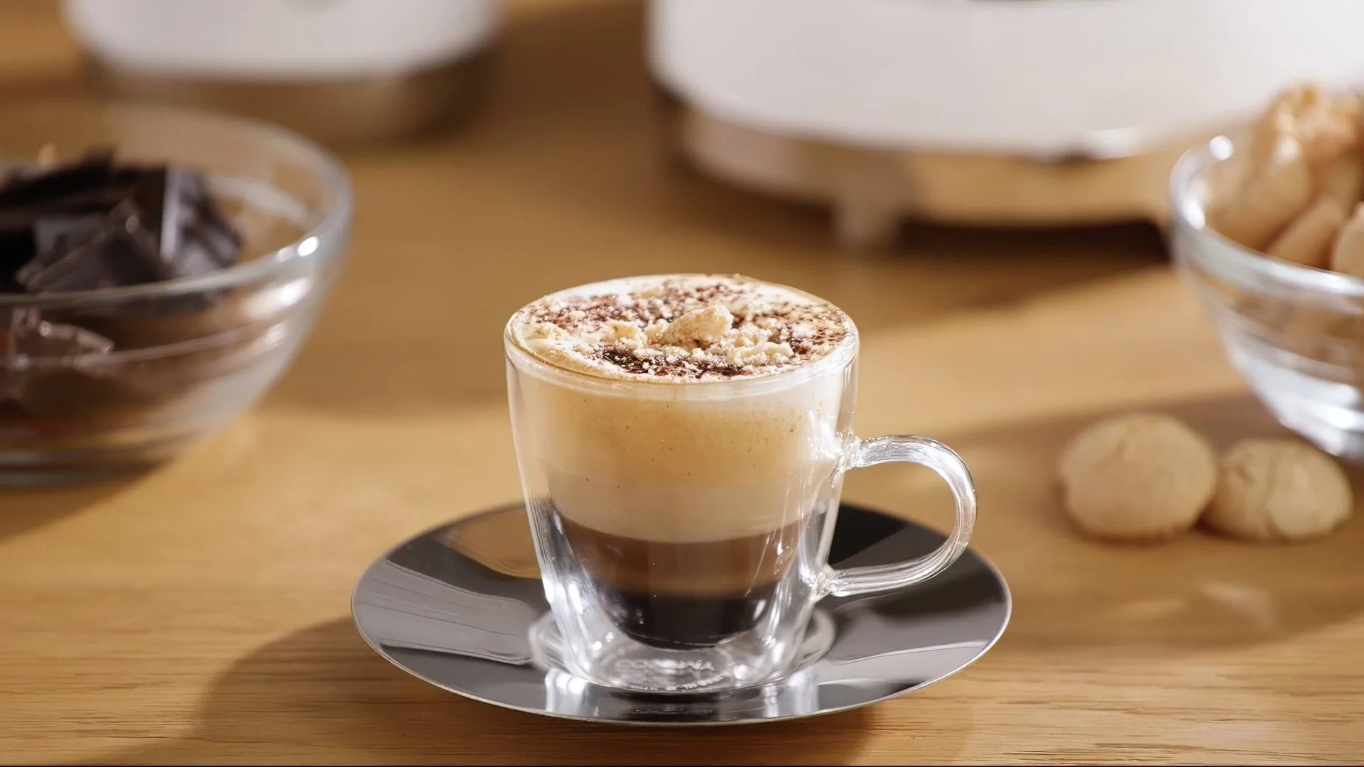 Smeg 50's Style espressomaskin med melkeskummer, Hvit Smeg