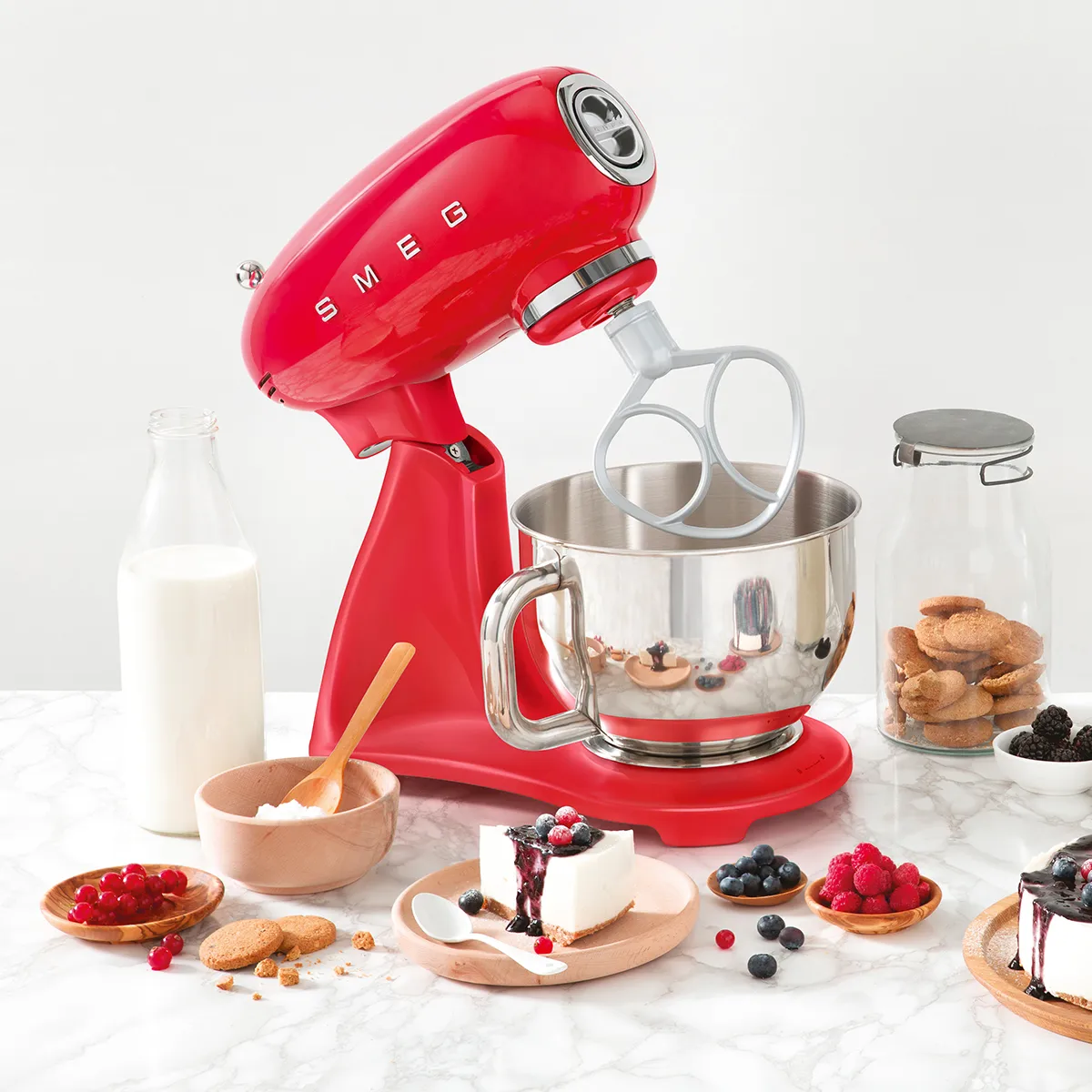 Smeg 50's Style kjøkkenmaskin 4,8 L, Rød Smeg
