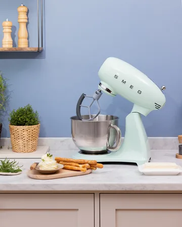 Smeg 50's style kjøkkenmaskin - Pastellgrønn, 1000 W, 4,8 l - Smeg