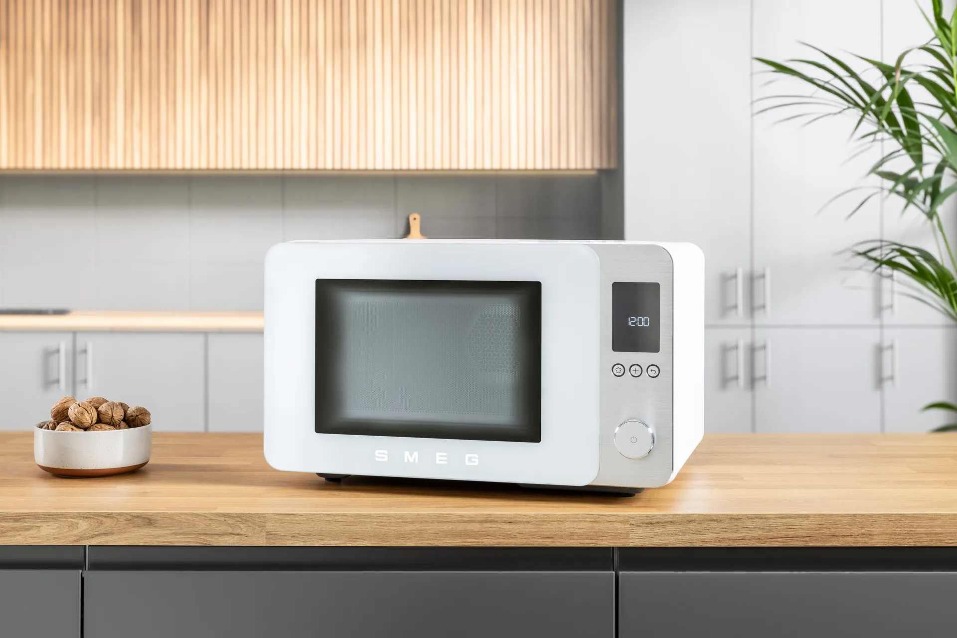 Smeg mikrobølgeovn med varmluft, Hvit Smeg