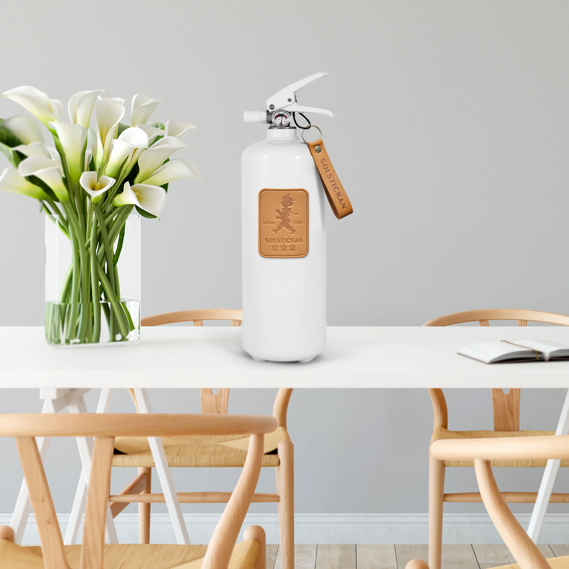 Solstickan brannslukker 2 kg, Lysebrunt skinn Solstickan Design