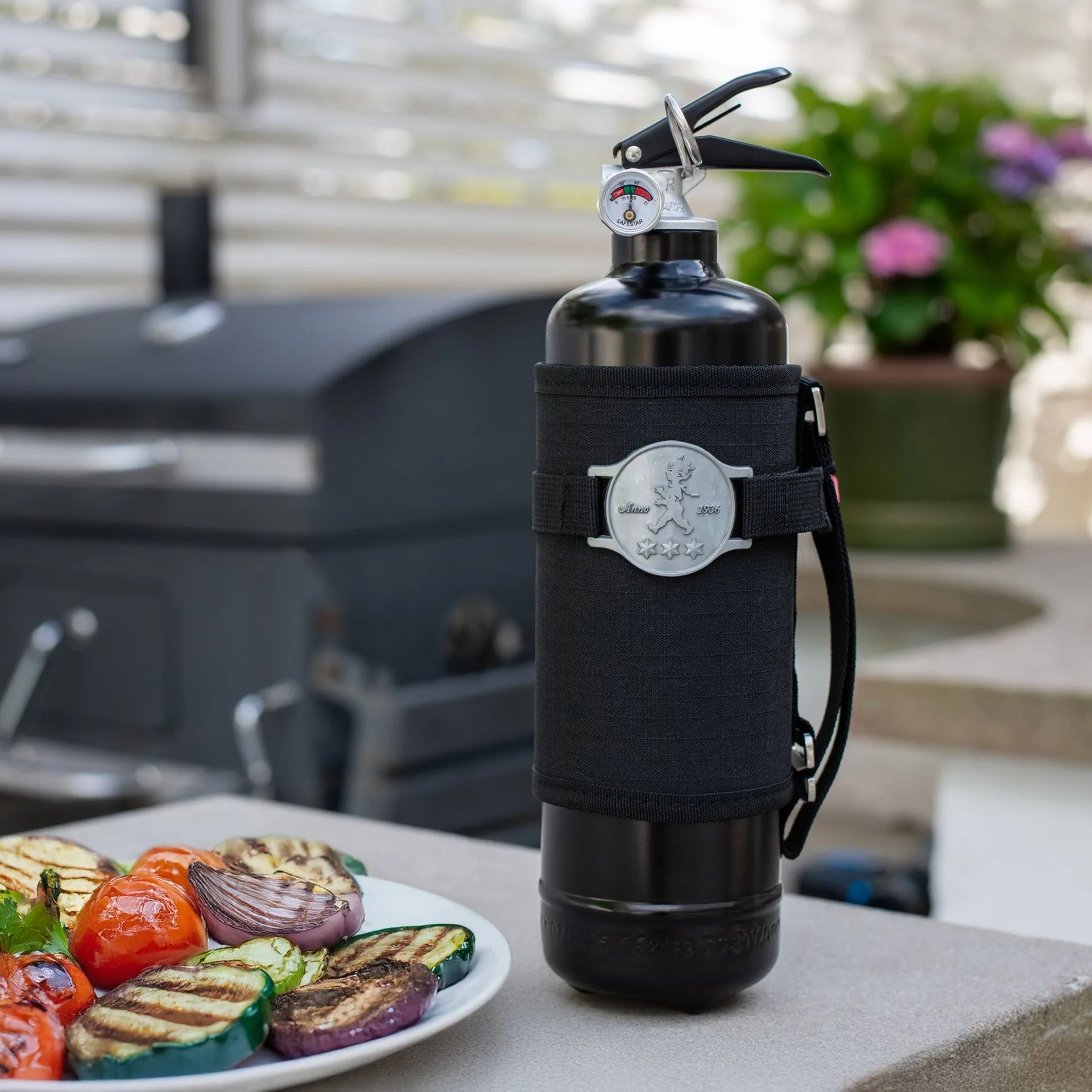 Solstickan brannslukker 6 kg, Outdoor edition, Svart Solstickan Design