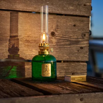 Solstickan fotogenlampe - Grønn, Ø8x24 cm - Solstickan Design