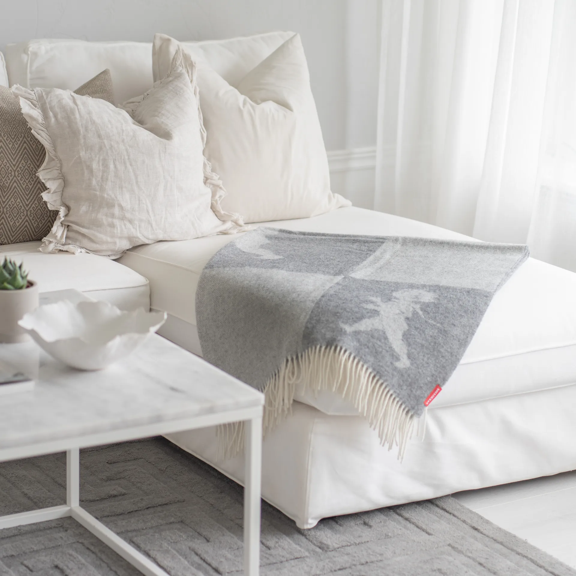 Solstickan pledd merinoull 130 x 170 cm, Lysegrå Solstickan Design