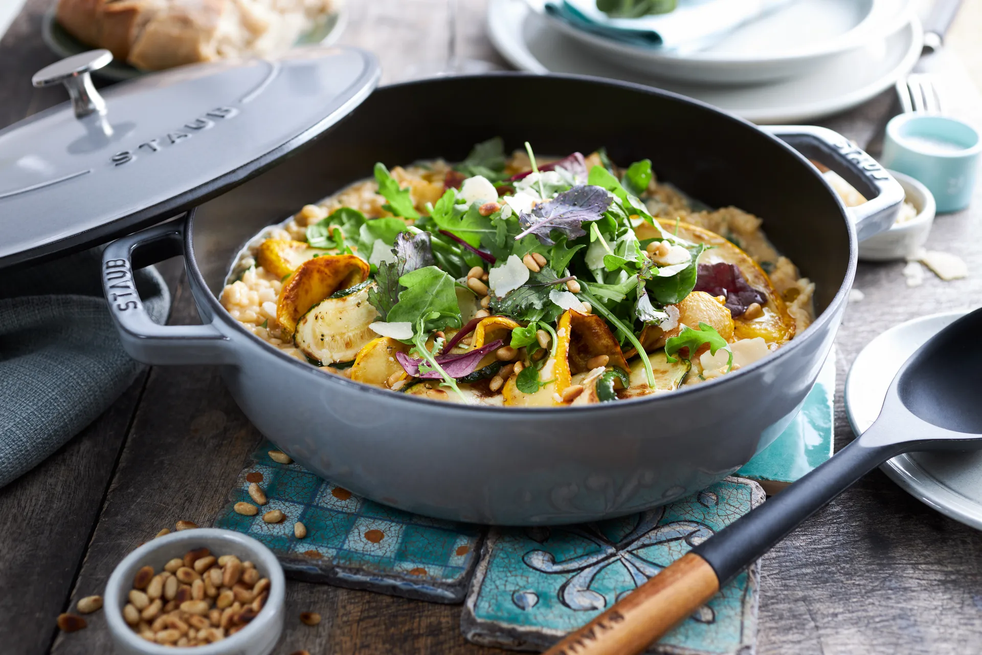 Staub Chistera traktørpanne støpejern Ø24 cm, Grafittgrå STAUB