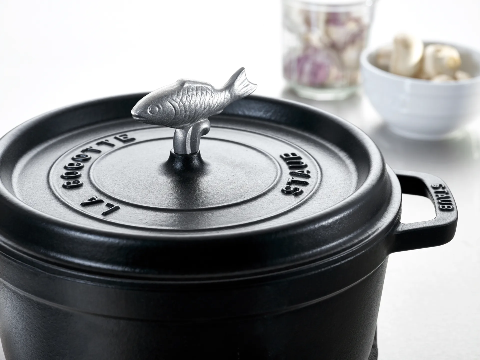 Staub knott i metall, Fisk STAUB