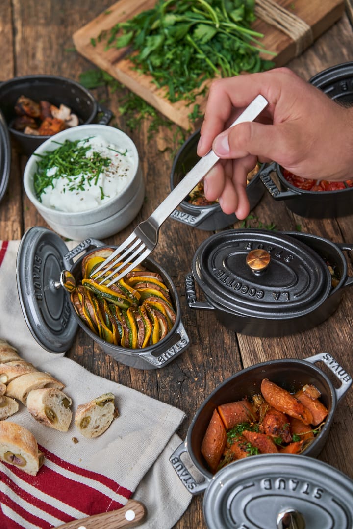 Staub La Cocotte oval gryte støpejern 0,6 L, Svart STAUB