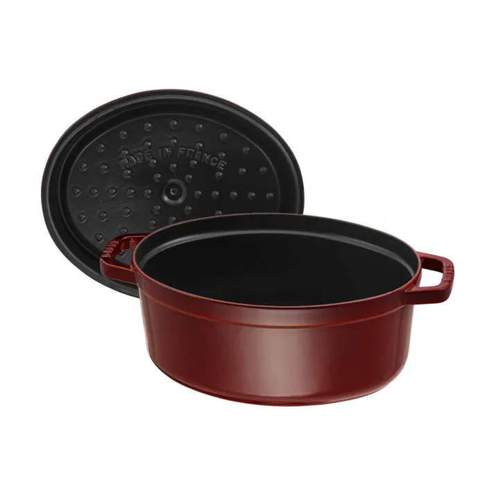 Staub La Cocotte oval gryte støpejern 4,2 L, Grenadinerød STAUB