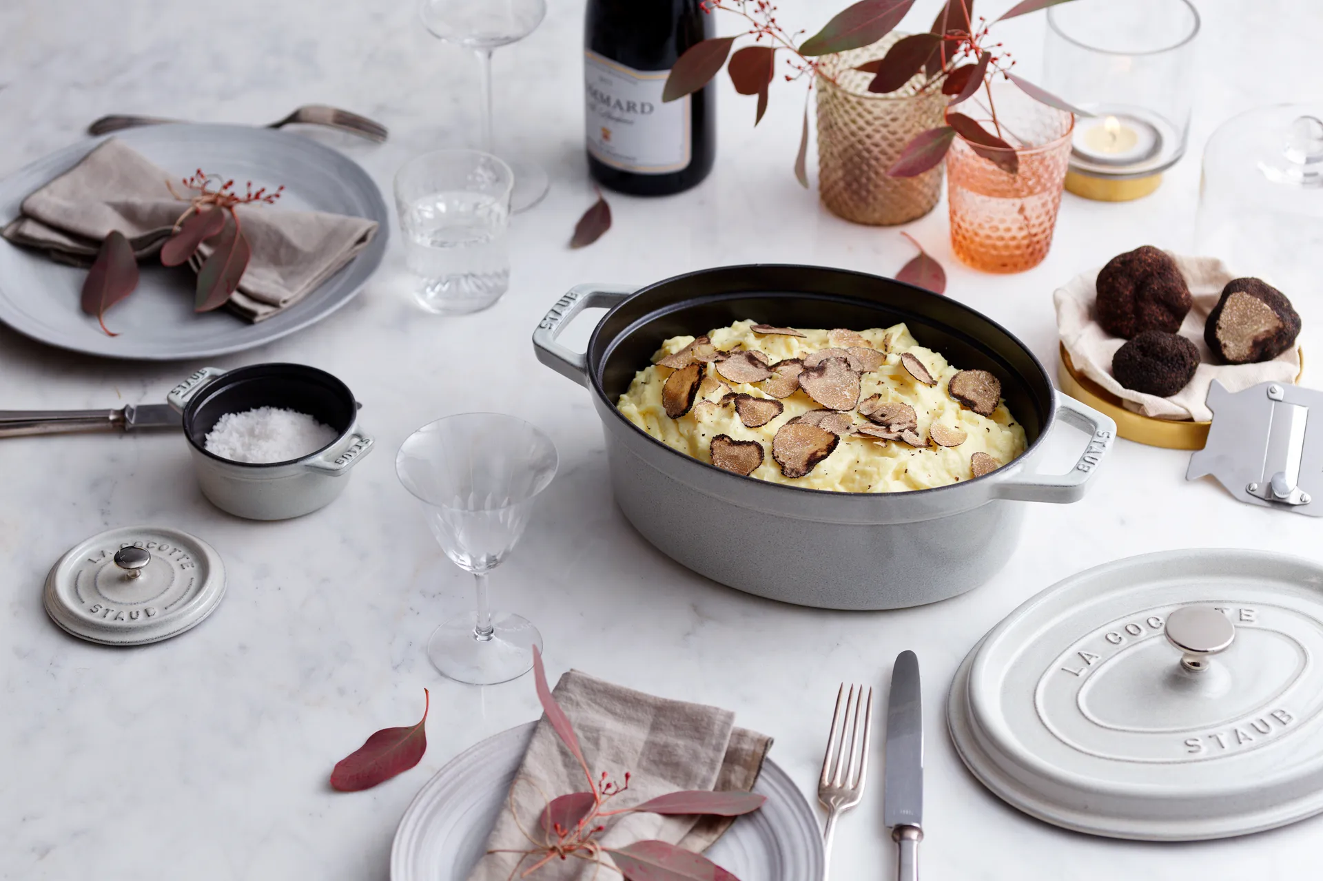 Staub La Cocotte oval gryte støpejern 6,7 L, White truffle STAUB