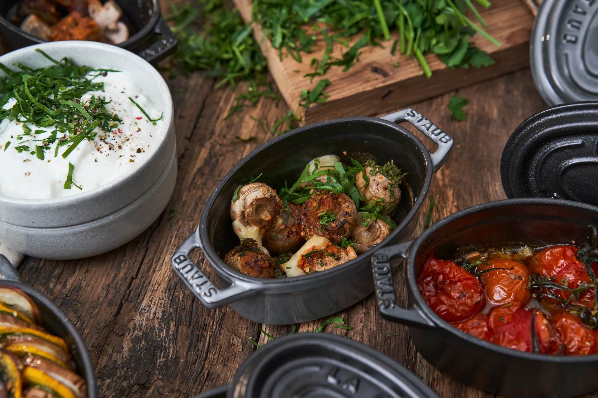 Staub La Cocotte oval minigryte støpejern 0,25 L, Grafittgrå STAUB