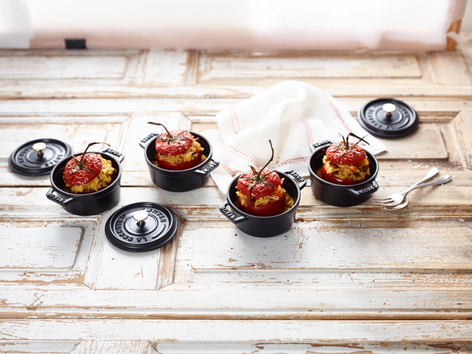 Staub La Cocotte rund gryte støpejern 0,25 L, Svart STAUB