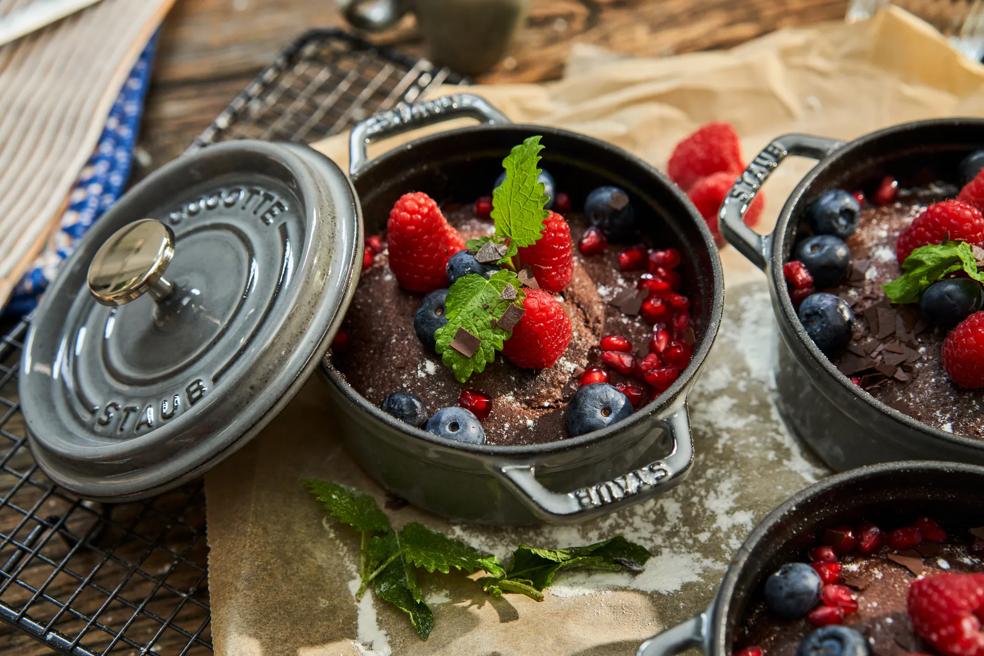 Staub La Cocotte rund gryte støpejern 0,4 L, Grafittgrå STAUB