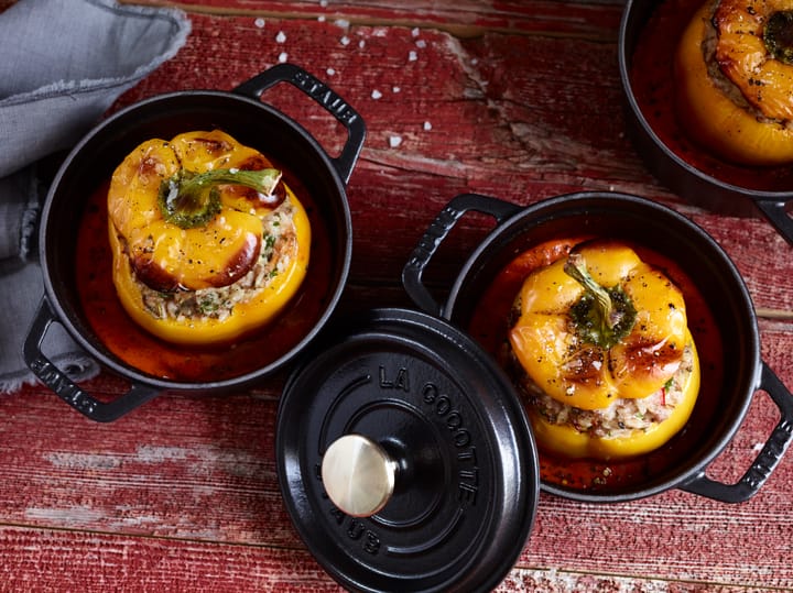 Staub La Cocotte rund gryte støpejern 0,4 L, Svart STAUB