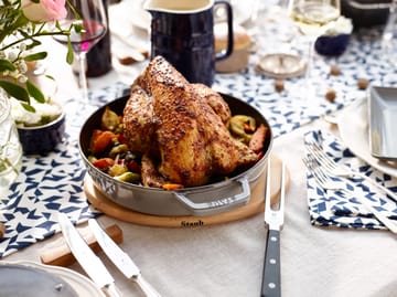 Staub magnetisk gryteunderlag oval bøk - 29 cm - STAUB