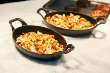 Staub oval ovnsform støpejern 21 cm - Svart - STAUB