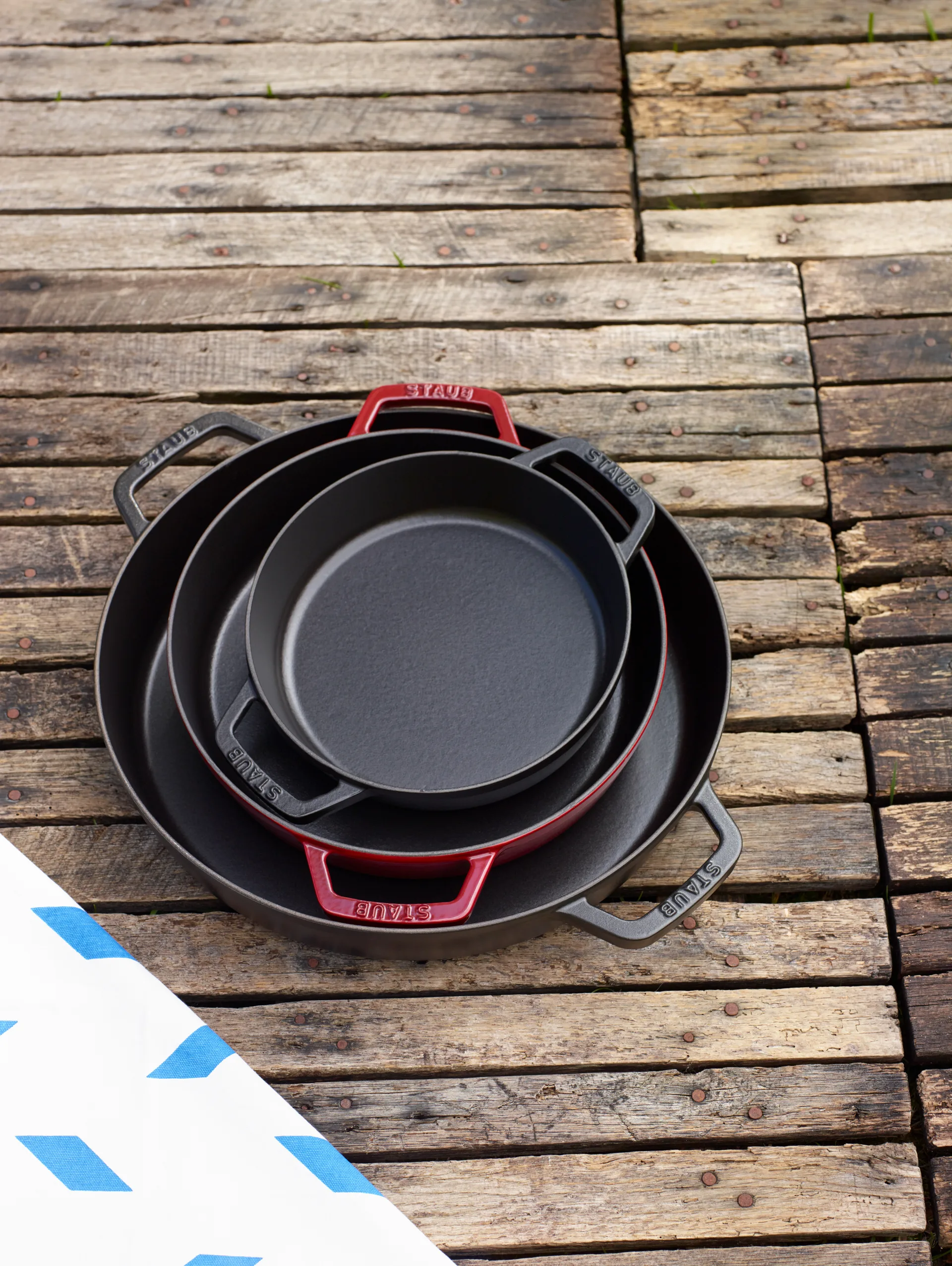 Staub paellapanne støpejern 2 håndtak Ø34 cm, Svart STAUB