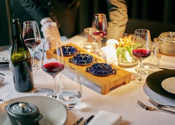 Staub serveringsholder til 3 minigryter - Bambus - STAUB