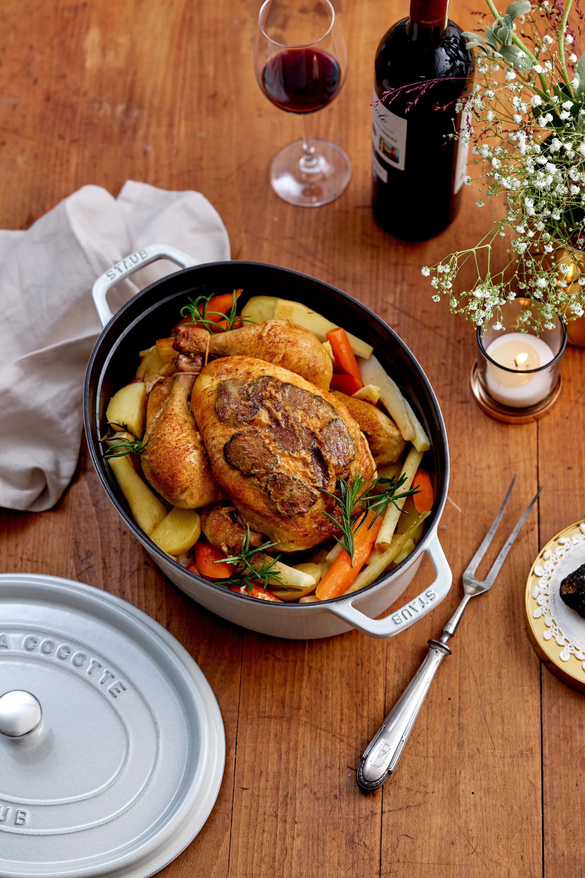 Staub White Truffle gryte oval, 5,5 l STAUB