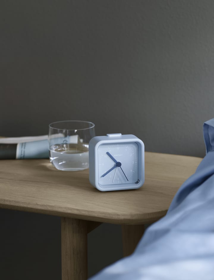 Okiru vekkerklokke, Light blue Stelton