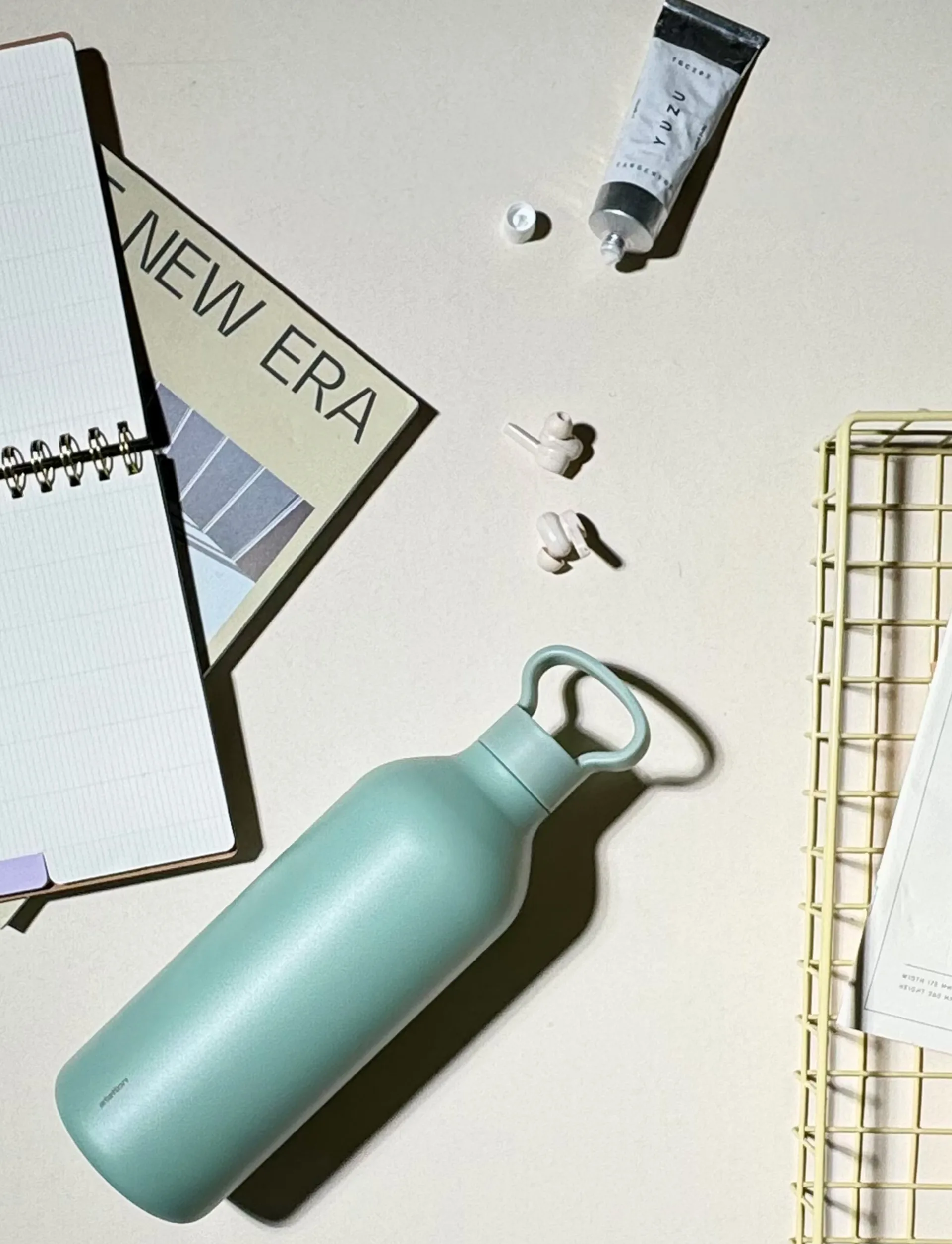 Tabi termoflaske 1 L, Dusty green Stelton