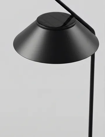 Vinkel solcellelampe, stolpe med stativ - Black - Stelton