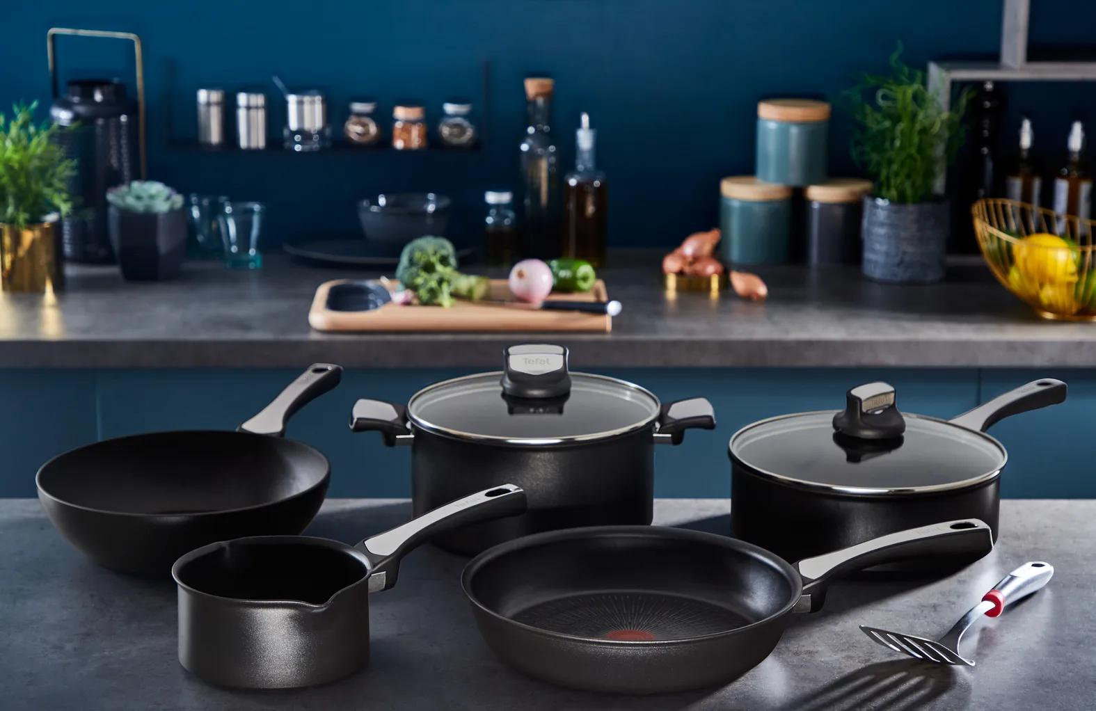 Unlimited ON sautepanne med lokk, 24 cm Tefal