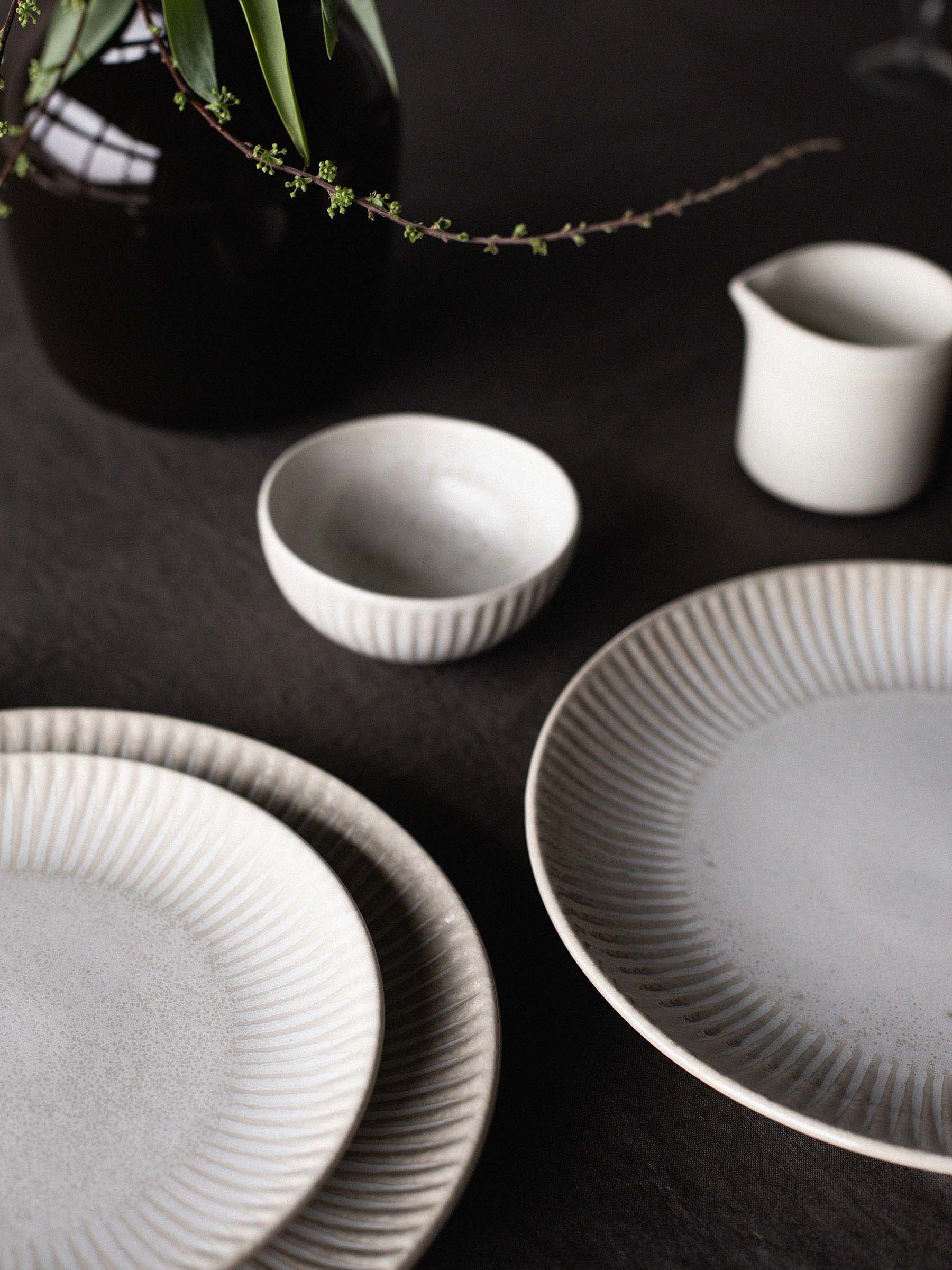 Granada tallerken Ø22 cm, Cremevit-beige Tell Me More