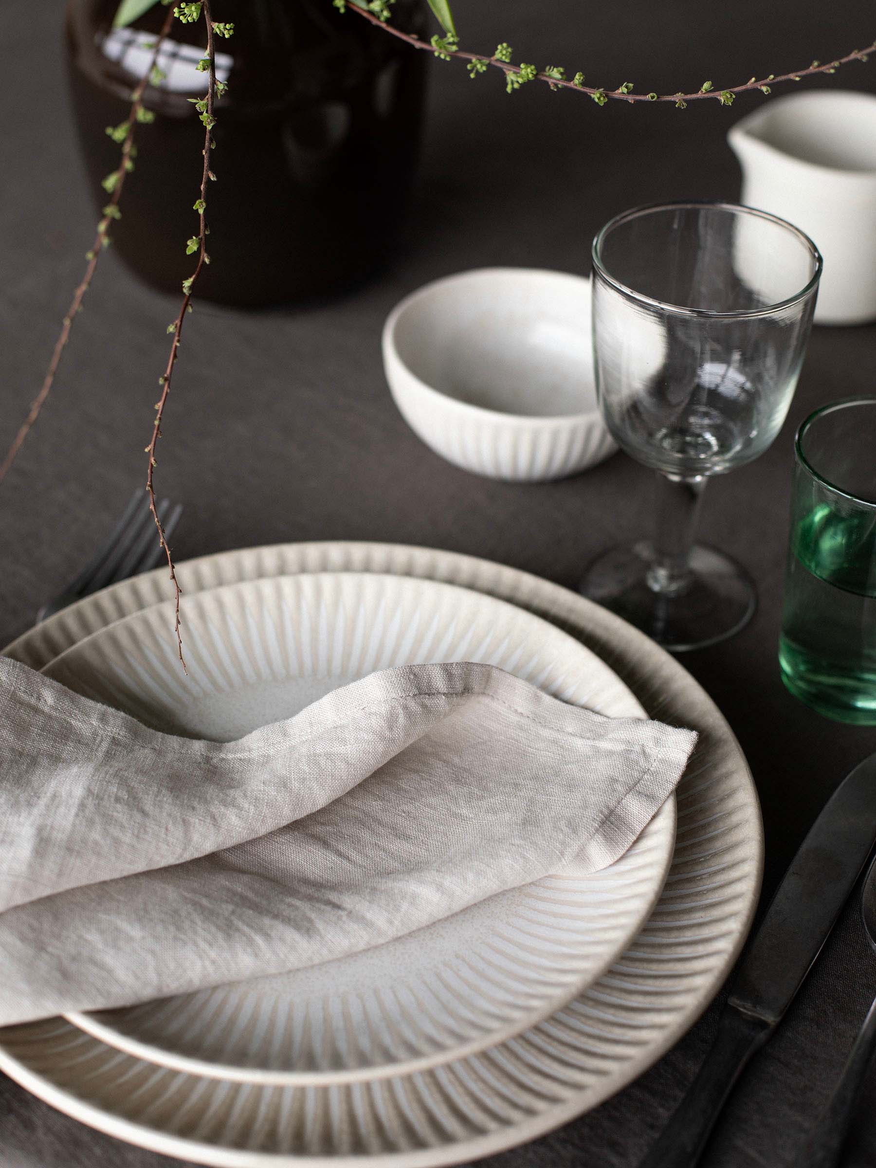 Granada tallerken Ø22 cm, Cremevit-beige Tell Me More