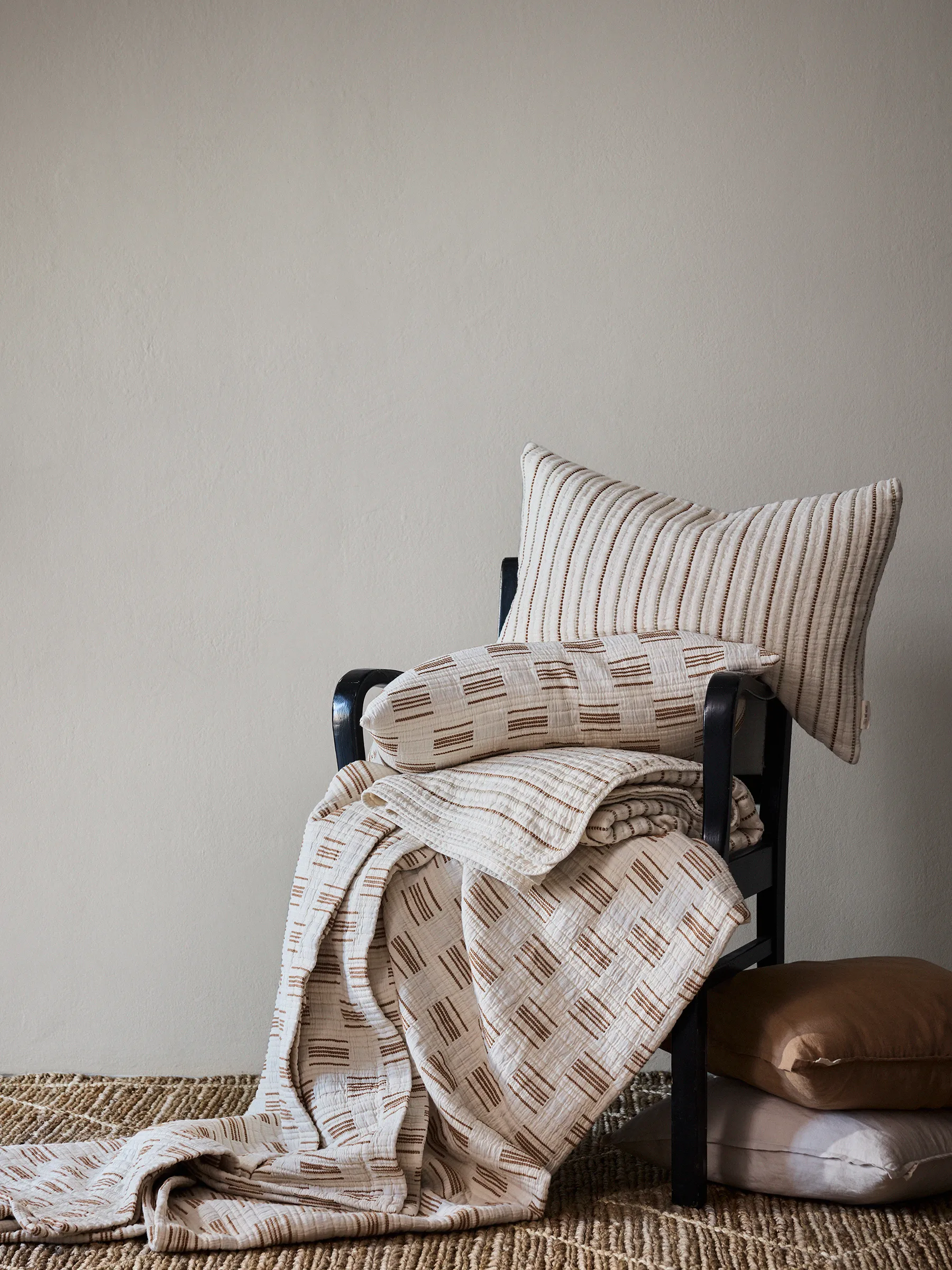 Julien putetrekk 40x60 cm, Off-white-rustrød Tell Me More