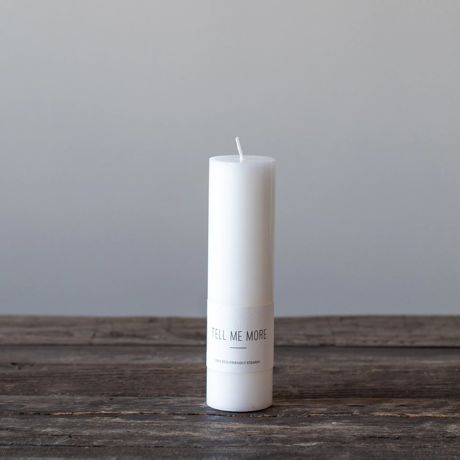 Tell Me More stearinlys M 15 cm, Hvit Tell Me More