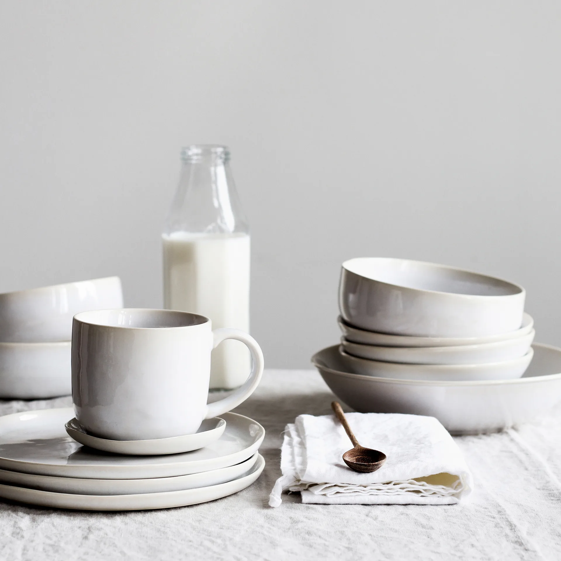 Vince asjett 11 cm, Hvit Tell Me More