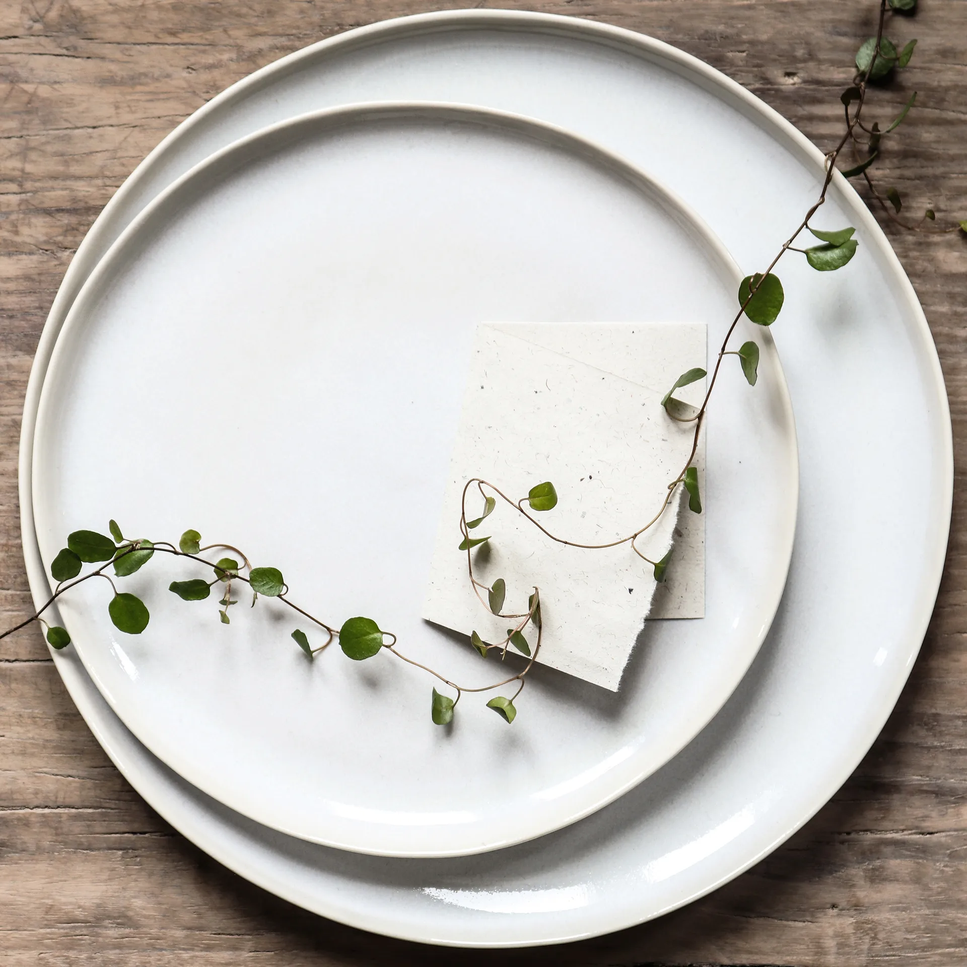 Vince tallerken 22 cm, Hvit Tell Me More