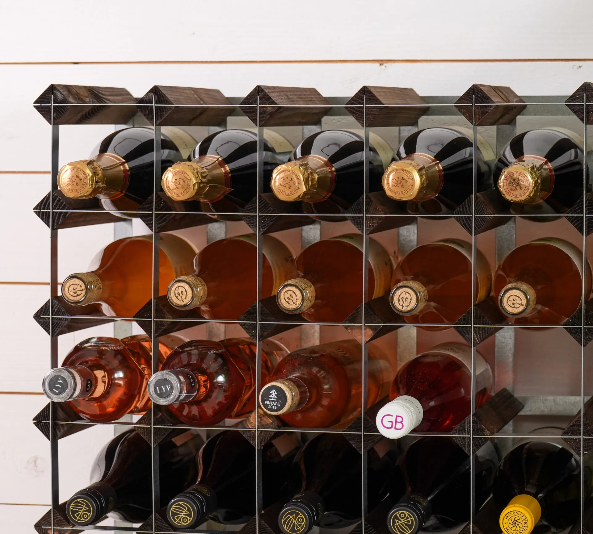 The Swedish Wine Rack Factory vinstativ montert, 9 flasker–mørk furu The Swedish Wine Rack Factory