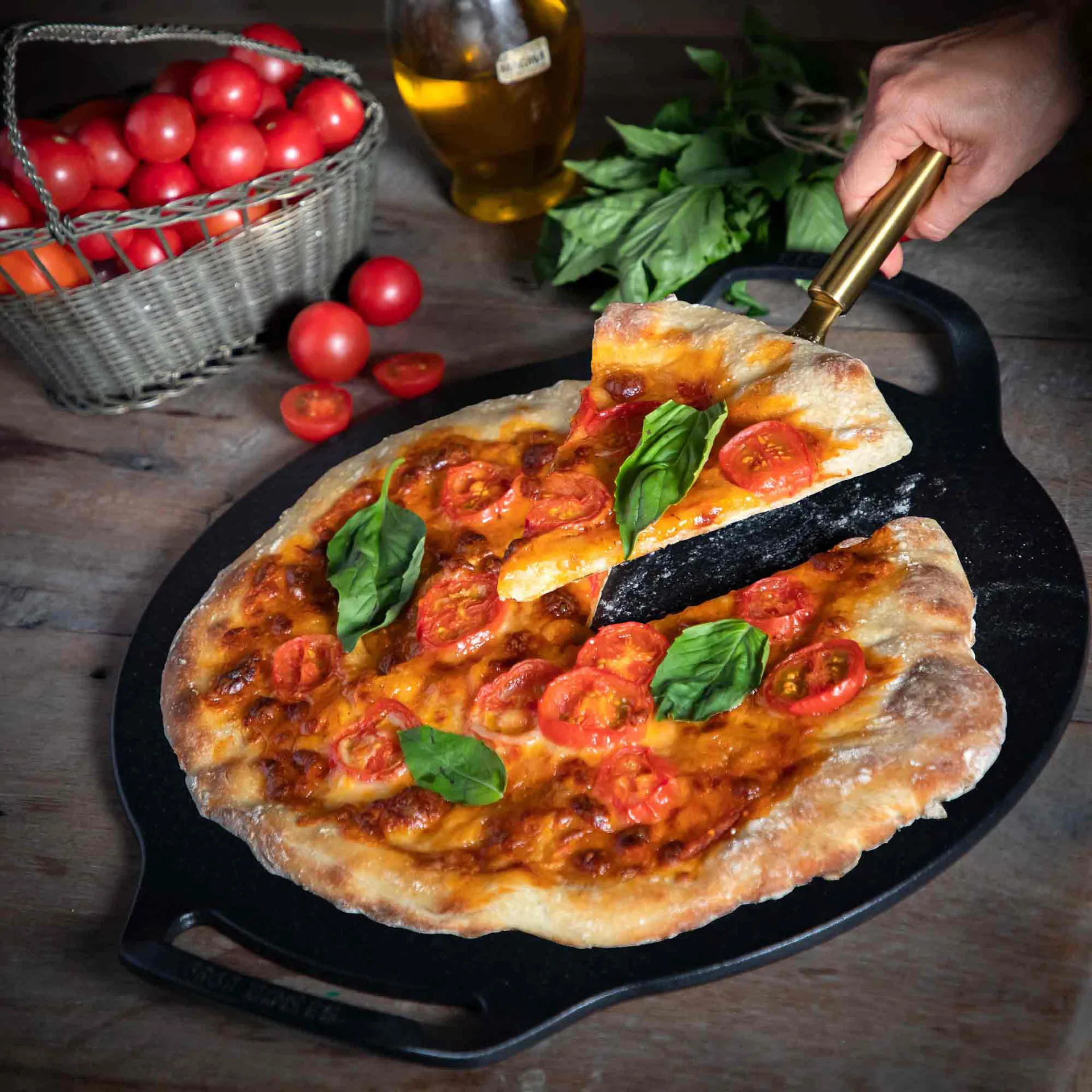 Victoria pizzastein Ø38 cm, Svart Victoria