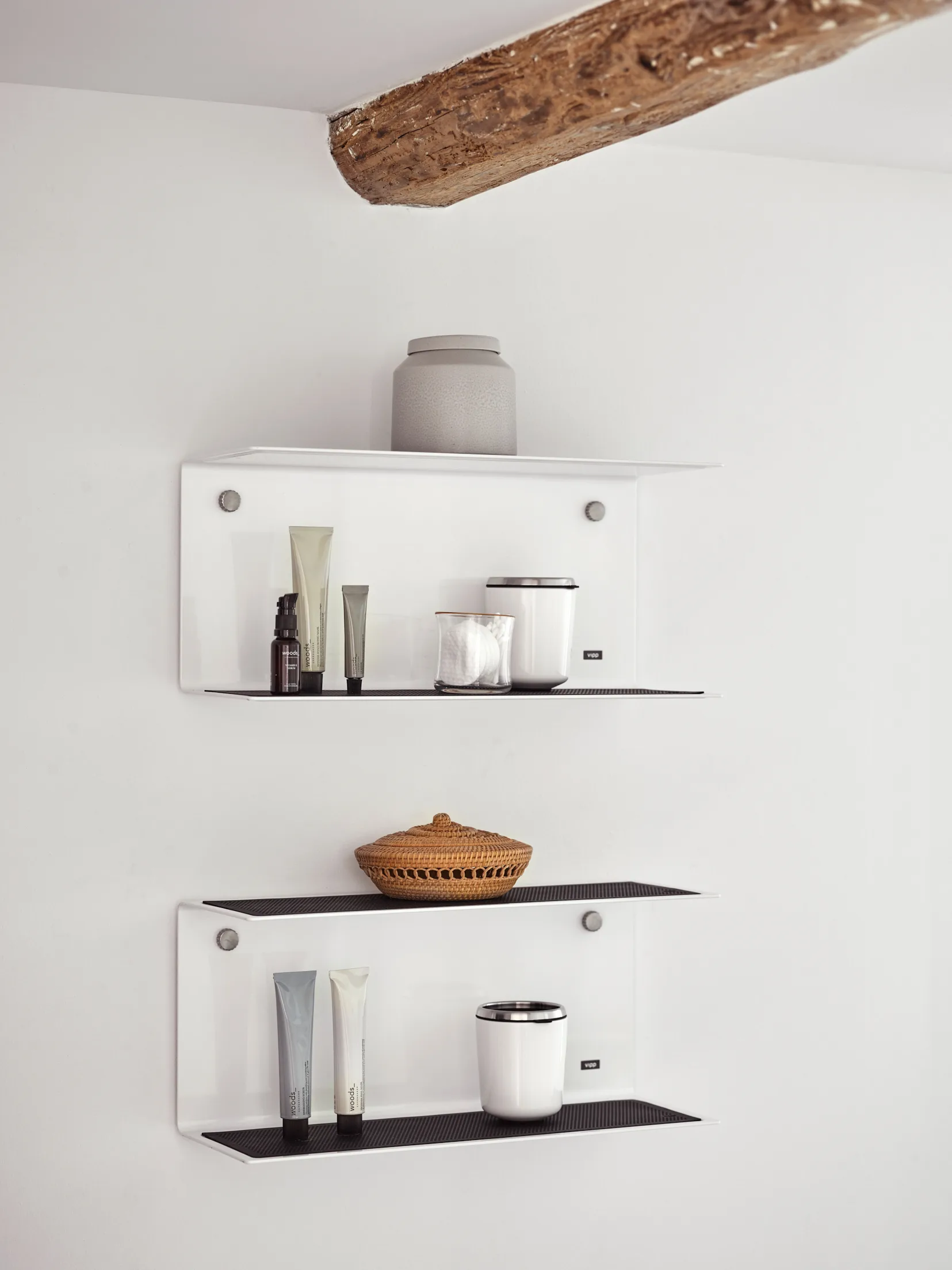Vipp921 vegghylle small 50,5 cm, Svart Vipp