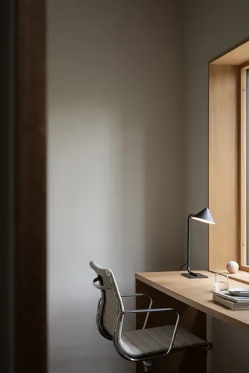 Kuro bordlampe - Black, Ø14x40 cm - Watt & Veke