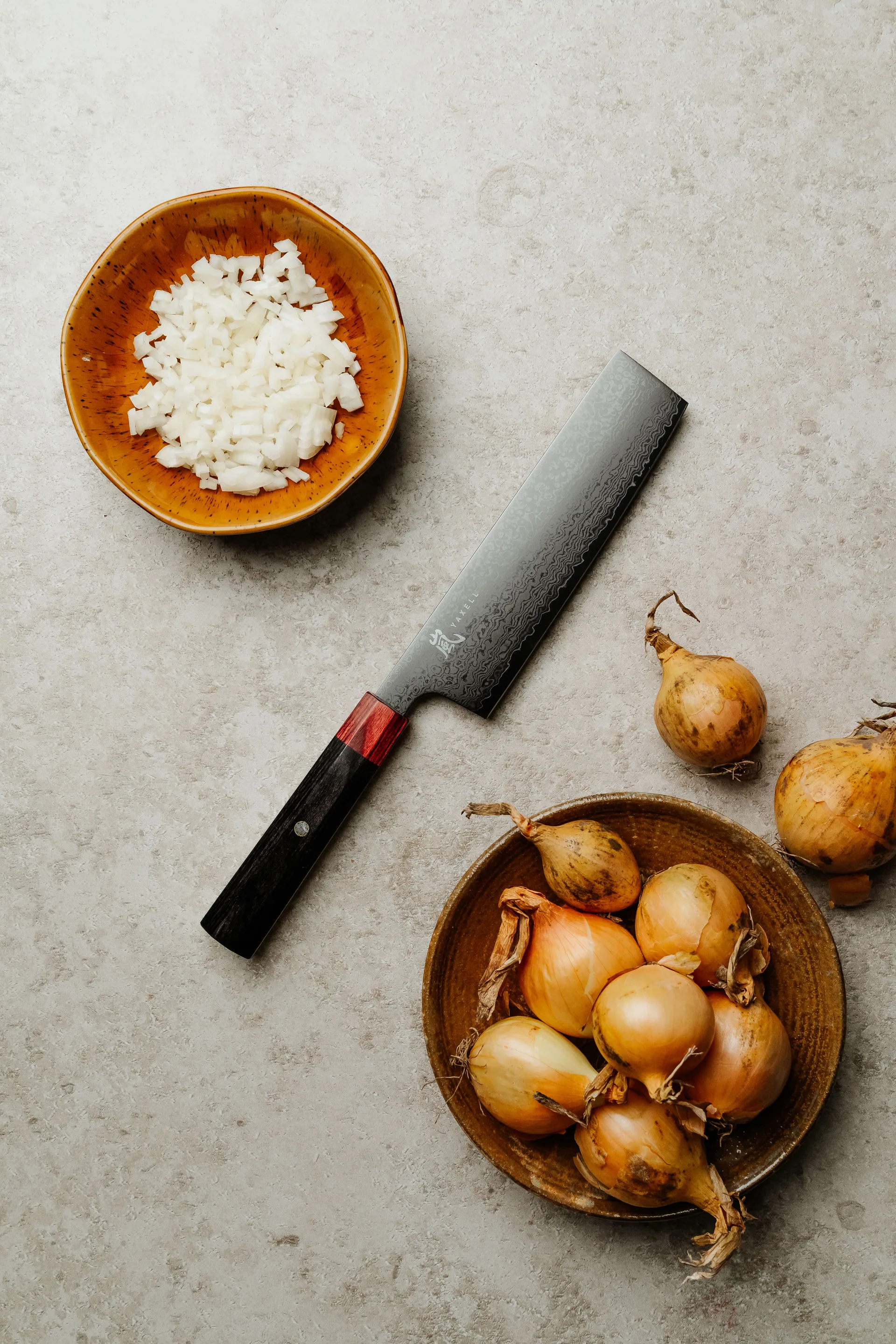 Rei grønnsakshakker, Rød-svart, DLC, 16,5 cm Yaxell