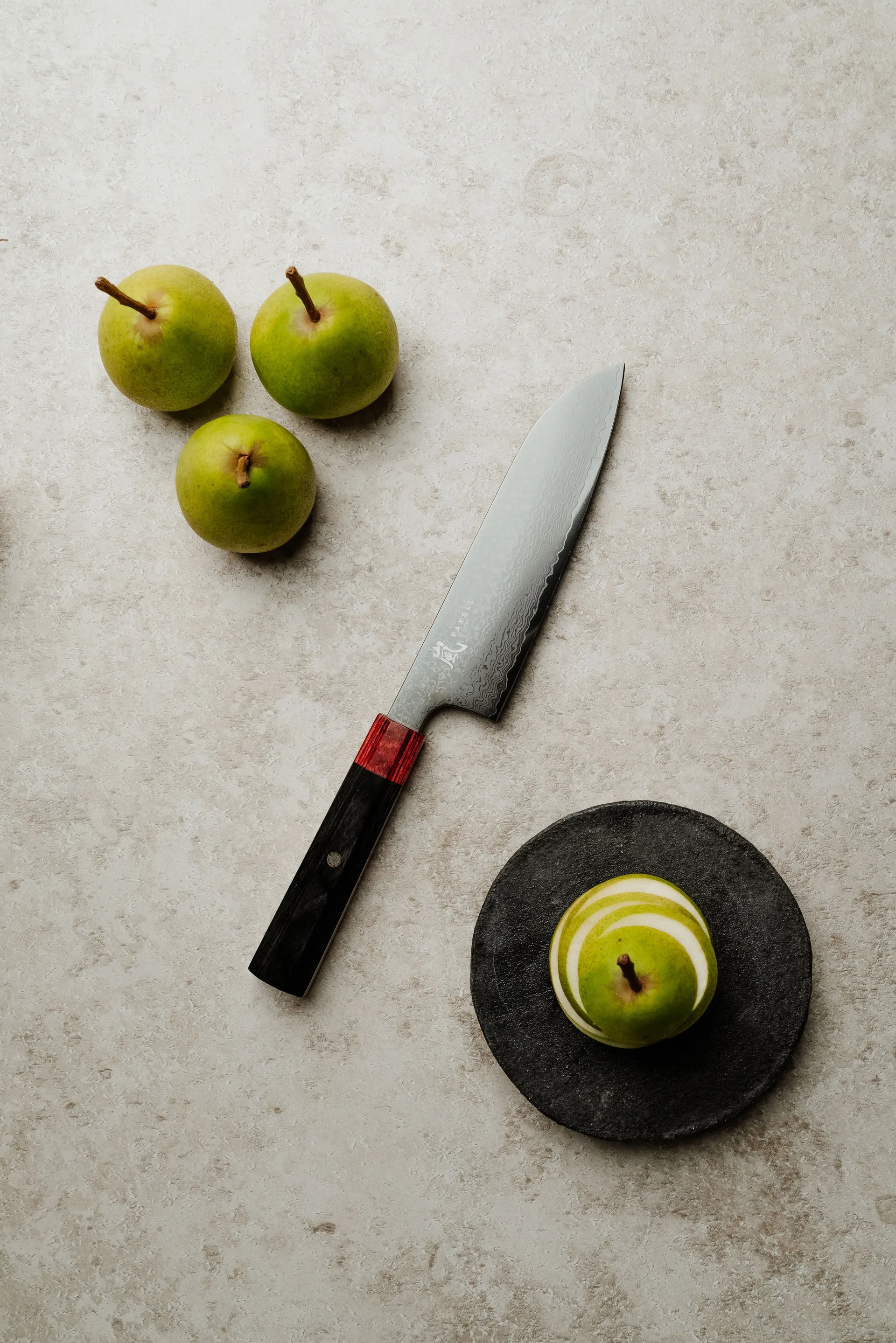 Rei santokukniv, Rød-svart, DLC, 16,5 cm Yaxell