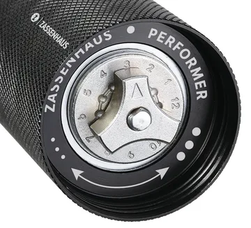 Zassenhaus Performer pepperkvern - Valnøtt-aluminium 13 cm - Zassenhaus