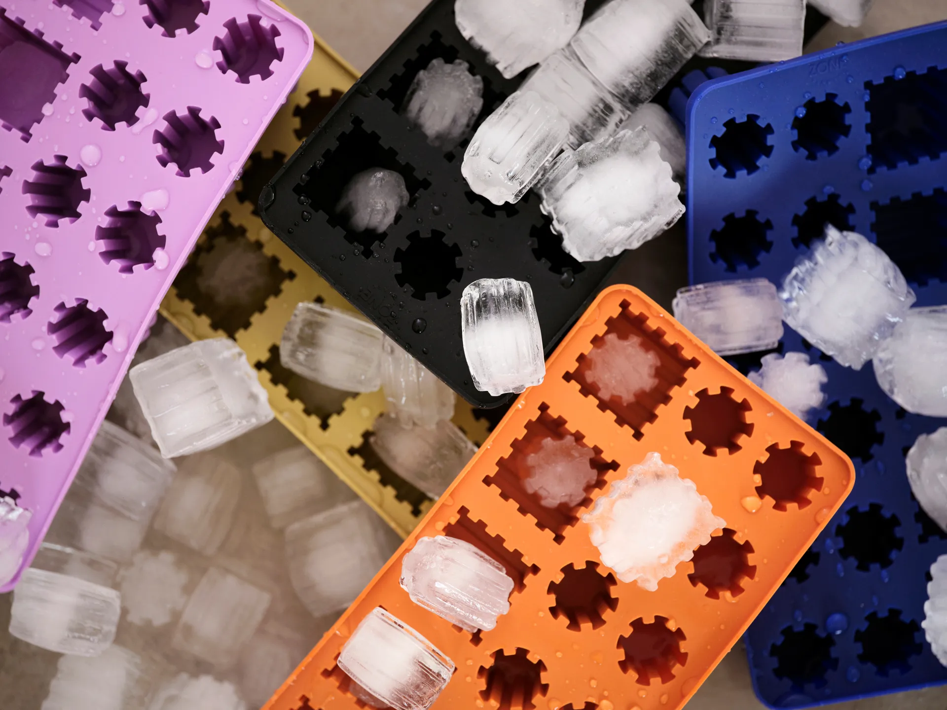 Singel isbitbrett, Indigo Blue Zone Denmark